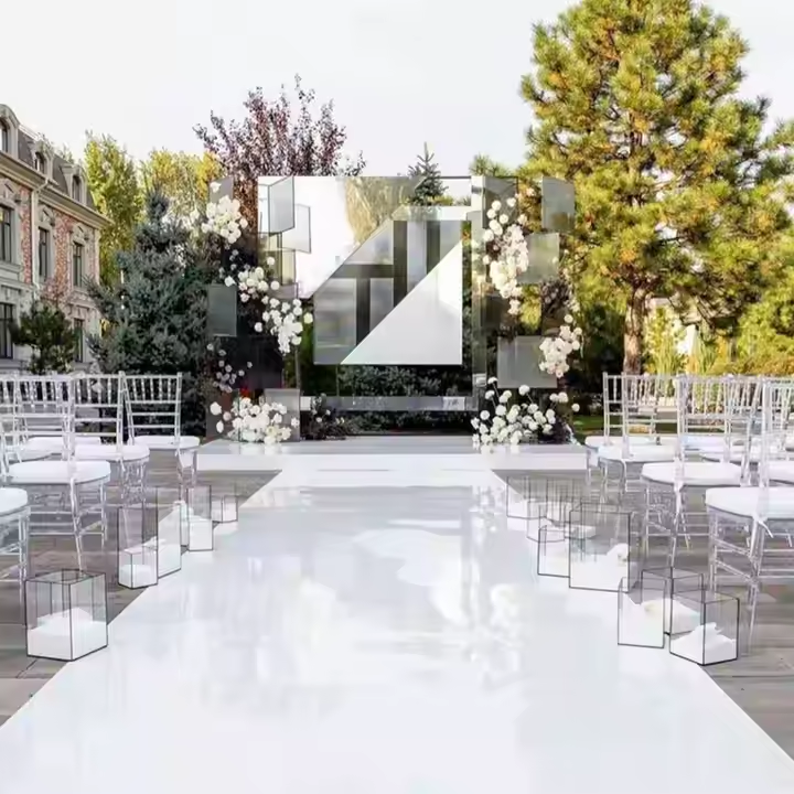 Wholesale Custom Gold And Silver Mirror Wedding Carpet Flexible Mirror Sheet Wedding Decoration Rug