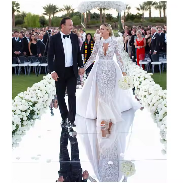 Luxury Wedding High-End Atmosphere Mirror Aisle Carpet Stage Decoration Walkway Corridor Mirror Roll Wedding Design Decoration