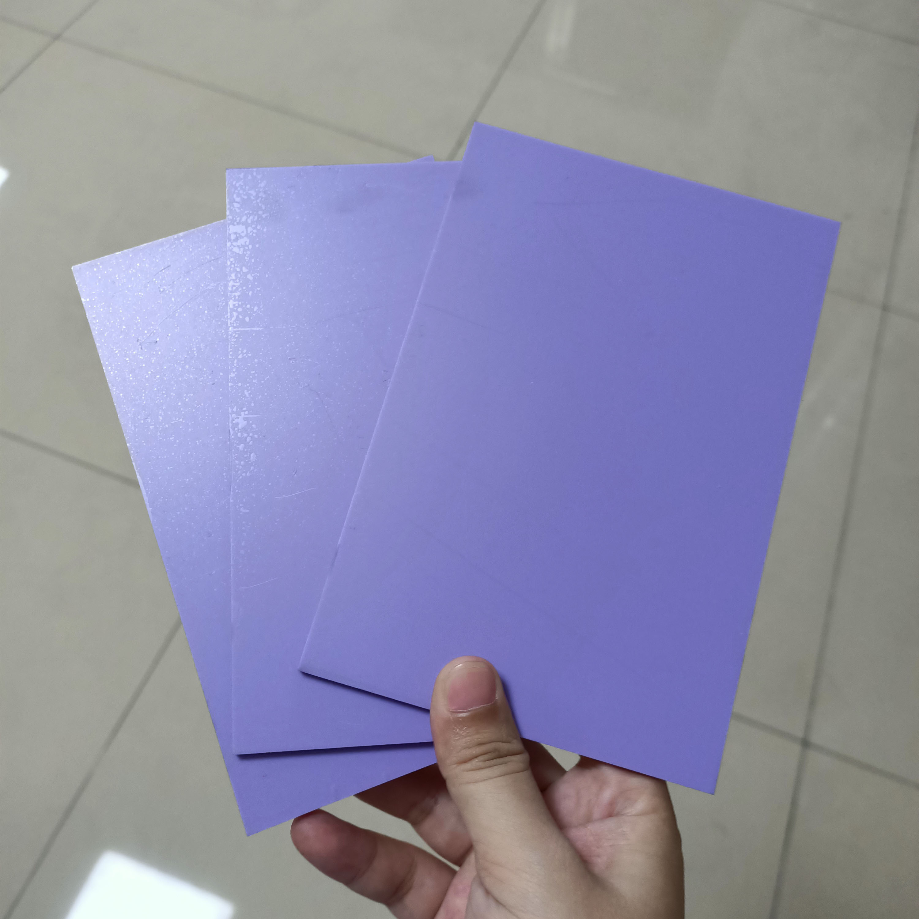 What thickness acrylic sheet？